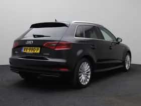 Audi A3 (2015) thumbnail 3