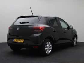 Dacia Sandero Stepway (2021) thumbnail 4