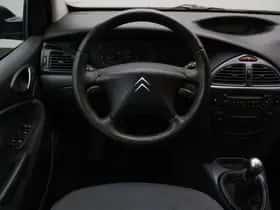 Citroën C5 (2003) thumbnail 2