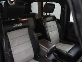 Jeep Wrangler thumbnail 24