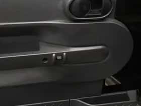 Jeep Wrangler thumbnail 6
