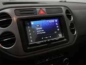 Volkswagen Tiguan (2011) thumbnail 23