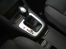 Volkswagen Tiguan (2011) thumbnail 25