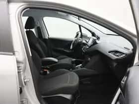 Peugeot 208 (2017) thumbnail 13