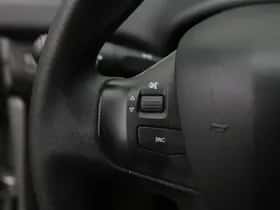 Peugeot 208 (2017) thumbnail 15