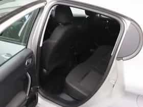 Peugeot 208 (2017) thumbnail 26