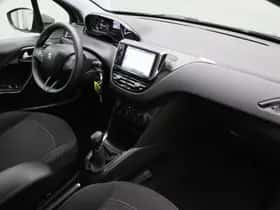 Peugeot 208 (2017) thumbnail 28