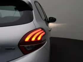 Peugeot 208 (2017) thumbnail 30