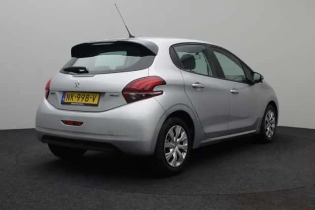 Peugeot 208 (2017) thumbnail 4