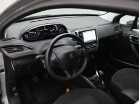 Peugeot 208 (2017) thumbnail 5