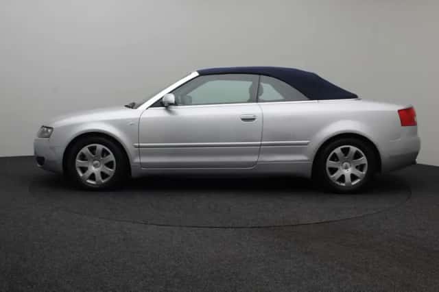 Audi A4 (2002) thumbnail 5