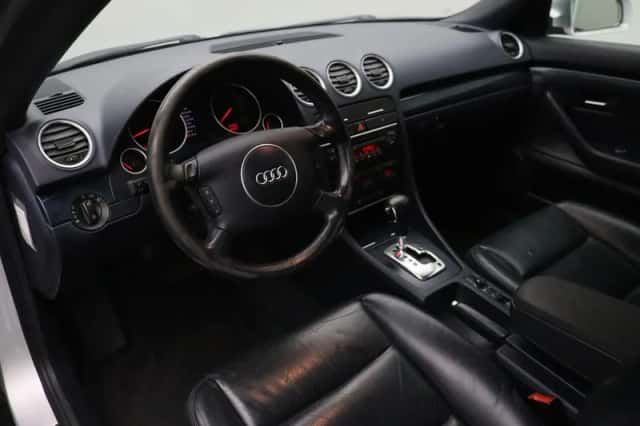 Audi A4 (2002) thumbnail 6