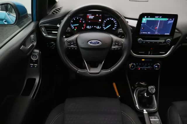 Ford Fiesta (2018) thumbnail 2