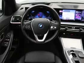 BMW 3-Serie (2023) thumbnail 2