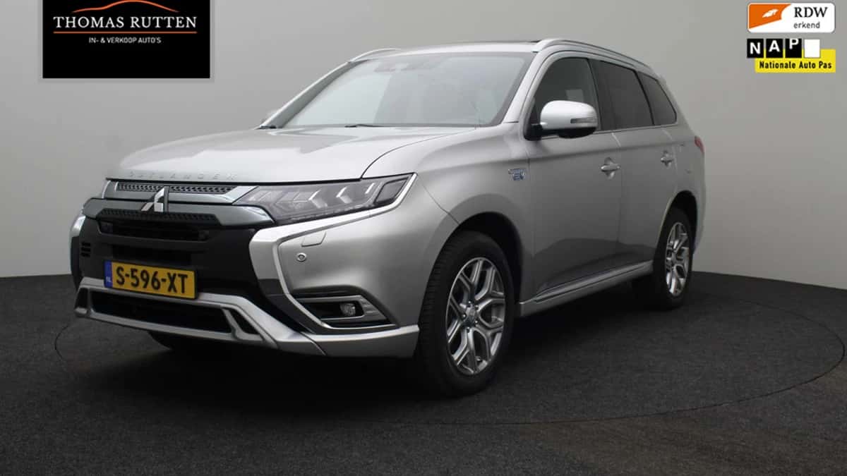 Mitsubishi Outlander (2019) — foto 1