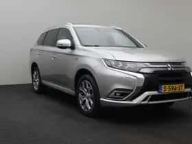 Mitsubishi Outlander (2019) thumbnail 22