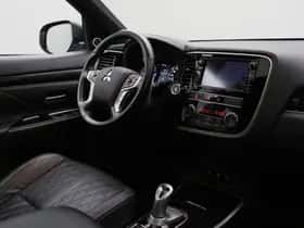 Mitsubishi Outlander (2019) thumbnail 25