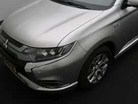Mitsubishi Outlander (2019) thumbnail 29