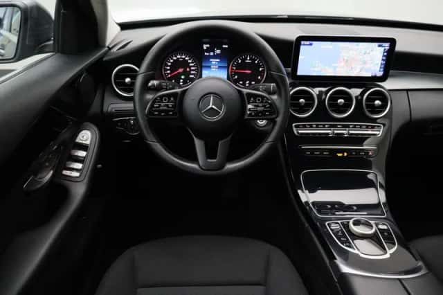 Mercedes-Benz C-Klasse (2018) thumbnail 2