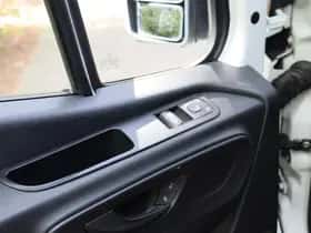 Mercedes-Benz Sprinter (2018) thumbnail 21