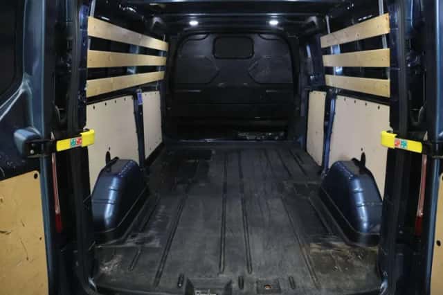 Ford Transit Custom (2018) thumbnail 6