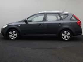 Kia Cee'd (2008) thumbnail 5