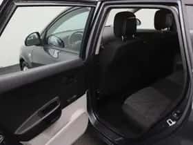 Kia Cee'd (2008) thumbnail 10