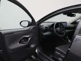 Toyota Yaris (2025) thumbnail 4