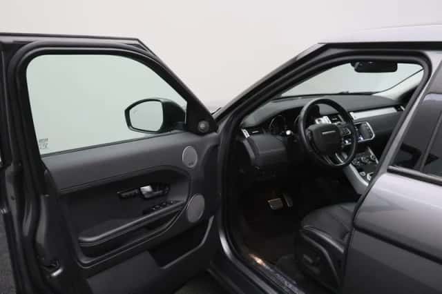 Land Rover Range Rover Evoque (2015) thumbnail 2