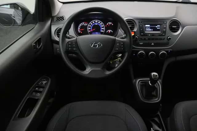 Hyundai i10 (2018) thumbnail 2