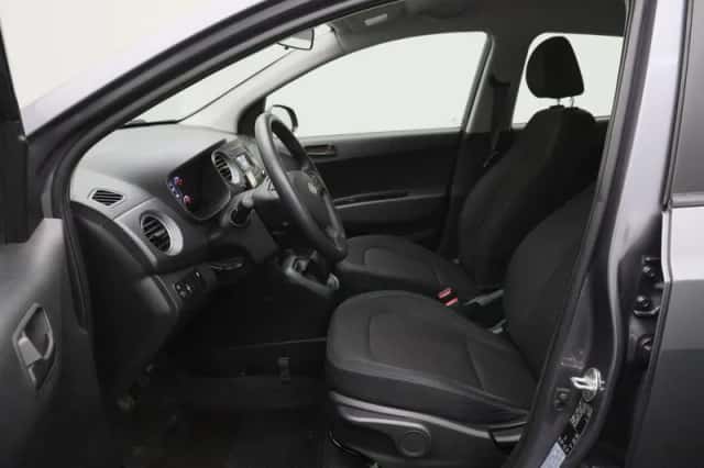 Hyundai i10 (2018) thumbnail 5
