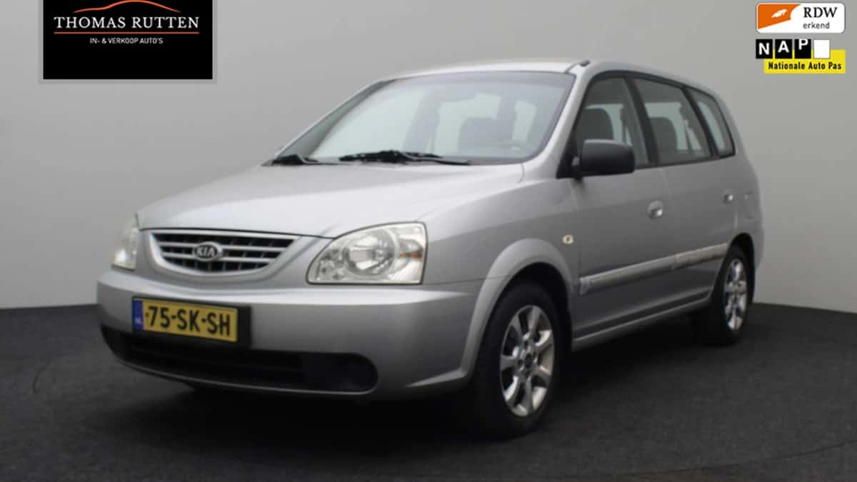 Kia Carens (2006) — foto 1