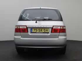 Kia Carens (2006) thumbnail 11