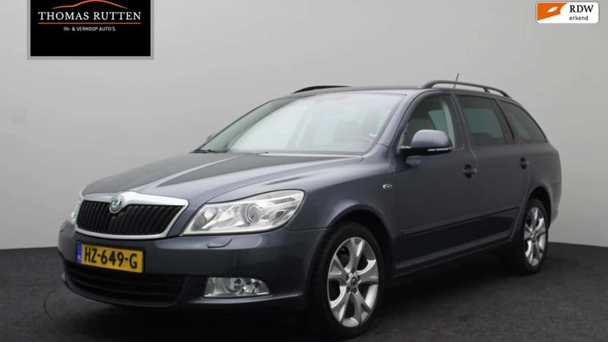 Škoda Octavia (2011) — foto 1