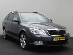 Škoda Octavia (2011) thumbnail 7