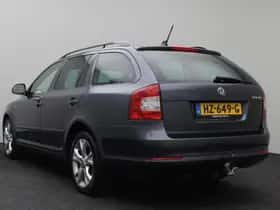 Škoda Octavia (2011) thumbnail 9