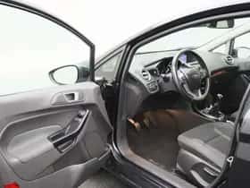 Ford Fiesta (2014) thumbnail 14