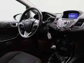 Ford Fiesta (2014) thumbnail 16