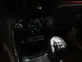 Ford Fiesta (2014) thumbnail 21