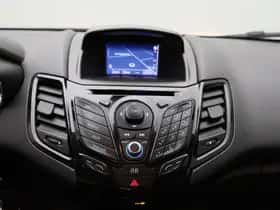 Ford Fiesta (2014) thumbnail 23