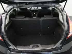 Ford Fiesta (2014) thumbnail 8