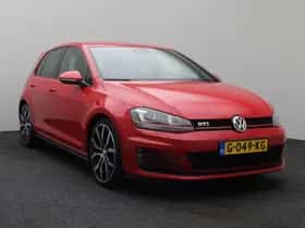 Volkswagen Golf (2013) thumbnail 14