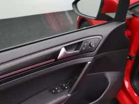 Volkswagen Golf (2013) thumbnail 21