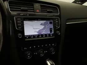 Volkswagen Golf (2013) thumbnail 24