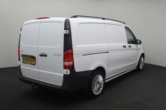 Mercedes-Benz Vito (2020) thumbnail 4