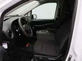 Mercedes-Benz Vito (2020) thumbnail 5