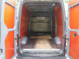 Volkswagen Crafter (2018) thumbnail 17