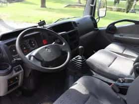 Renault Maxity (2012) thumbnail 2