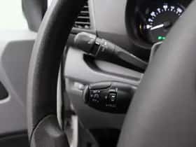 Opel Vivaro (2020) thumbnail 16