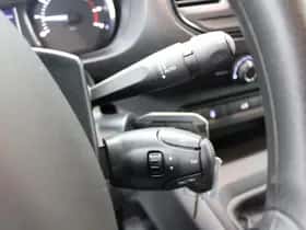 Opel Vivaro (2020) thumbnail 19